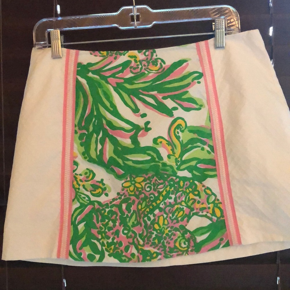 Lilly Pulitzer size 8 mini-skirt new without tags